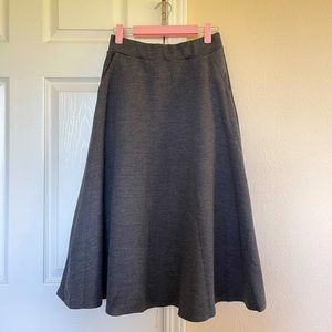 Grey fall/winter skirt   Size S